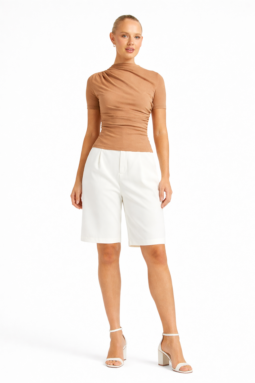 Chiquevive women's tops collection

